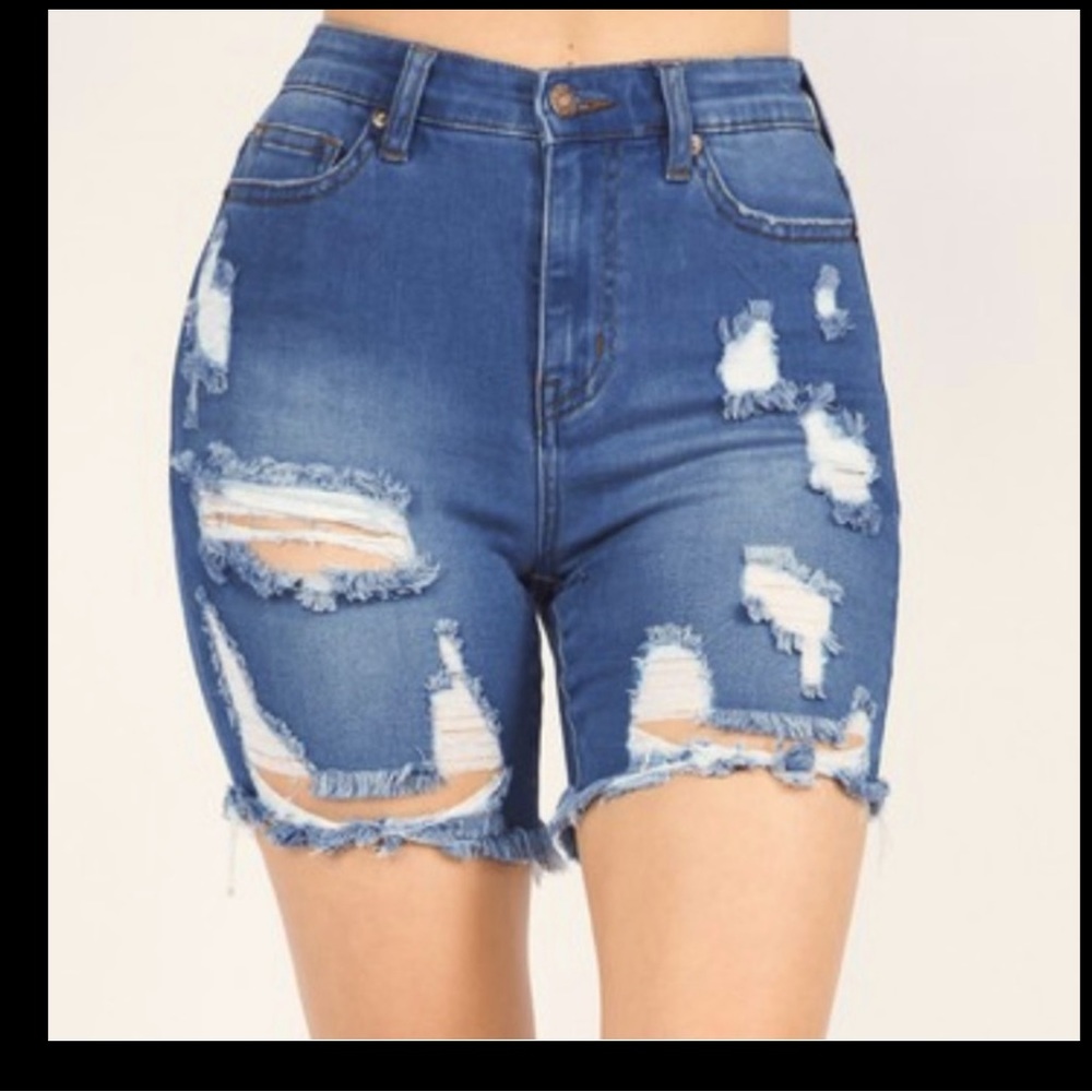 American bazi distressed Bermuda shorts